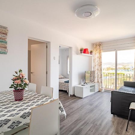 Lovely Apartment Barca 2 サン・アドリア・デ・ベソス エクステリア 写真