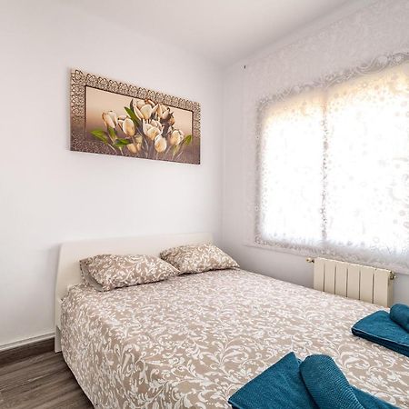 Lovely Apartment Barca 2 サン・アドリア・デ・ベソス エクステリア 写真