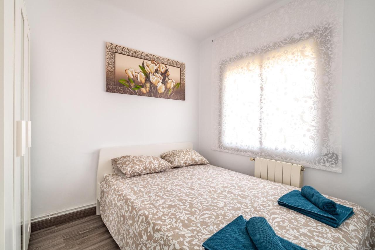 Lovely Apartment Barca 2 サン・アドリア・デ・ベソス エクステリア 写真